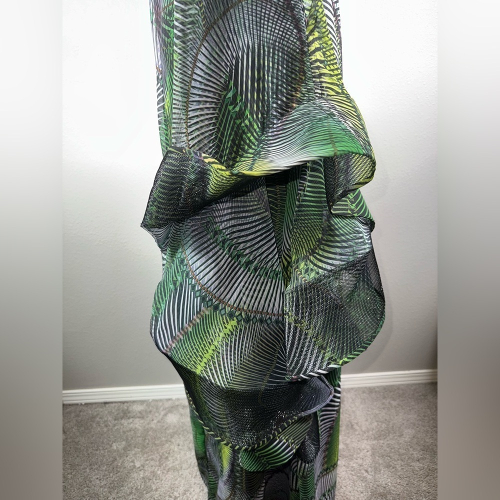 Asymmetric One-Shoulder Maxi Dress in Green Swirl Print - Picture 7 of 10